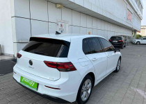 VOLKSWAGEN GOLF 1.0 eTSI 110 DSG LIFE