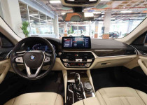 BMW 520i SEDAN LCI 1.6 170 LUXURY LINE++