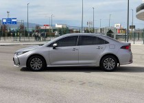 BERBEROĞLU OTOMOTİV DEN BOYASIZ EXTRALI 30.000 KM‘DE COROLLA**