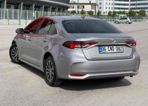 BERBEROĞLU OTOMOTİV DEN BOYASIZ EXTRALI 30.000 KM‘DE COROLLA**