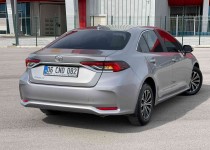 BERBEROĞLU OTOMOTİV DEN BOYASIZ EXTRALI 30.000 KM‘DE COROLLA**