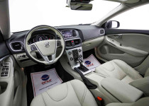 İLK SAHİBİNDEN-V40 1.5 INSCRİPTİON 57.000 KM HATASIZ BOYASIZ CAM TAVAN S.BAKIMLI