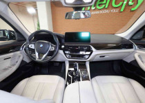 BMW 520i SEDAN LCI 1.6 170 LUXURY LINE