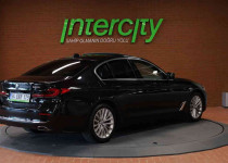 BMW 520i SEDAN LCI 1.6 170 LUXURY LINE