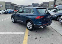 2022 VOLKSWAGEN TİGUAN 1.5TSI ELEGANCE CAM TAVAN BOYASIZ !