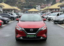 Yeni Logo-Büyük Ekran Nissan Qashqai 1.3DIGT Platinum Premium