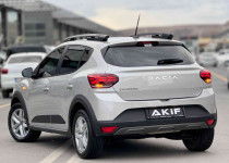 AKİF‘den 2o23 SANDERO STEPWAY 1.0T+Experssion+Hatasız+(12.000km)