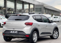 AKİF‘den 2o23 SANDERO STEPWAY 1.0T+Experssion+Hatasız+(12.000km)