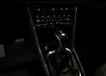 VOLKSWAGEN T-ROC 1.5 TSI 150 DSG STYLE