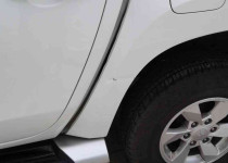 MITSUBISHI L200 CIFT KABIN KAMYONET 2.2 4x4 STORM MT