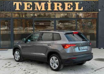 2024 SKODA KAROQ 1.5TSI ELİTE CAM TAVAN 10 BİN KM BOYASIZ