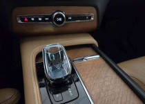 **EROĞLU*2020 XC90 B5 INSCRIPTION İLKEL BOYASIZ CRYSTAL KEHRİBAR