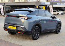 2024 PEUGEOT 3008 1.2 HYBRİD BOYASIZ 12.000 KM EKSPER RAPORLU