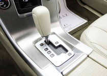 2011 BOYASIZ VOLVO XC60 2.4 D5 293.000 KM