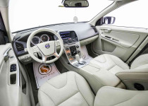 2011 BOYASIZ VOLVO XC60 2.4 D5 293.000 KM