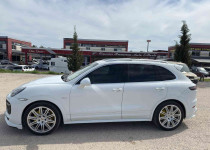 2013 Porsche Cayenne Diesel Sport Design
