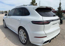 2013 Porsche Cayenne Diesel Sport Design