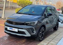 Deni̇zli̇ Opel Bayi̇i̇nden Opel Crossland 1.2 T Elegance Si̇yah Tavan