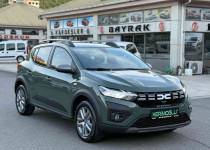 2023 Dacia Sandero Stepway 1.0T Expression - Kusursuz - Haki