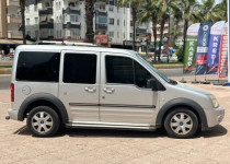 2.EL OTOMOBİLİMDEN 200,000₺ peşinatla Ford connect 1.8 silver hatasız
