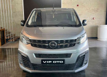 VİP OTO‘DAN % 20 KDV ‘Lİ2023 OPEL OTOMATİK CAM TVN HATASIZ