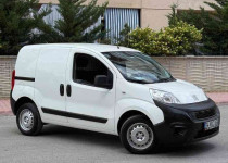 ACIBADEM OTO-2024 FİAT FİORİNO 1.3 MULTİJET KLİMALI 27.084 KMDE