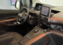 TAŞER OTOMOTIV‘DEN 2023 PEUGEOT RİFTER 1.5 BLUEHDİ GT EAT8