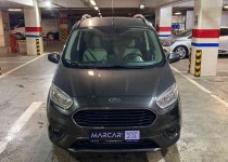 Ford Tourneo Courier 1.5 Tdci̇ Ti̇tani̇um Plus