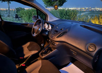 FORD COURİER