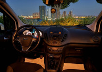 FORD COURİER