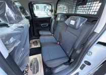AKİF ‘den 2o24 Doblo Combi 1.5 BlueHDİ Easy SIFIR km 130‘luk