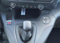 AKİF ‘den 2o24 Doblo Combi 1.5 BlueHDİ Easy SIFIR km 130‘luk
