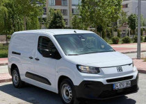 ACIBADEM OTO-2024 FİAT DOBLO 1.5 BLUEHDİ PANELVAN MAXİ KLİMALI