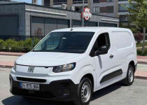 ACIBADEM OTO-2024 FİAT DOBLO 1.5 BLUEHDİ PANELVAN MAXİ KLİMALI