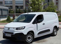 ACIBADEM OTO-2024 FİAT DOBLO 1.5 BLUEHDİ PANELVAN MAXİ KLİMALI