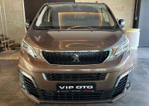 VİP OTO‘DAN 2023 HATASIZ CAM TAVAN OTOMATİK 34.000KM %20 KDV