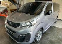 VİP OTO‘DAN 2023 ÇKŞ HATASIZ CAM TAVAN OTOMATİK 53.000KM %20 KDV++