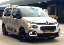 GÜLER AUTO‘DAN BOYASIZ CAM TAVAN YÜKSEK KONSOL OTOMATİK 99.OOOKM