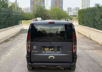 ÖZCAN OTOMOTİV‘den 2006 BOYASIZ DOBLO KLİMALI (K.KARTI TEK ÇEKİM)