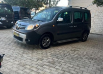2017 model olup araç hatasız boyasızdır bir çamurlukta lokal vardır